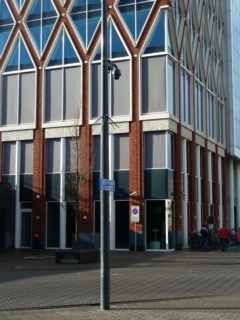 Gouda Burgemeester Jamesplein tegenover parkeergarage