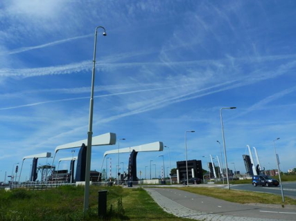 Gouda Kompas tegenover Julianasluis
