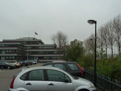 Bedrijventerrein Gouwespoor parkeerterrein politiebureau